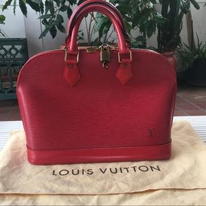 Louis Vuitton Alma Epi
